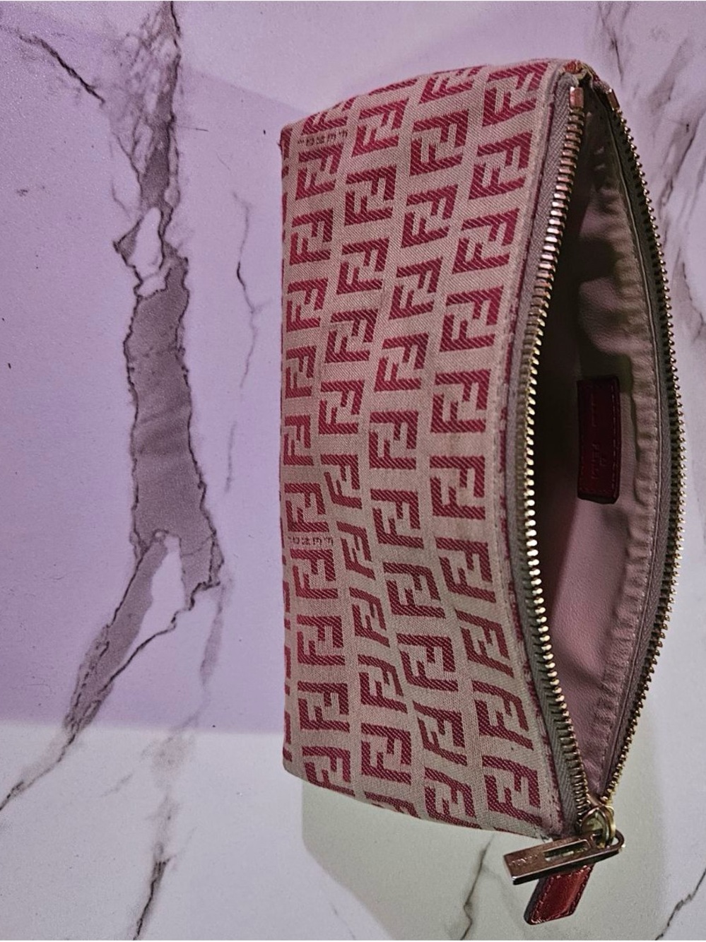 Vintage Fendi Small Pouch with Burgundy Leather Logo Patch and Beige Lining - Picture 6 of 9